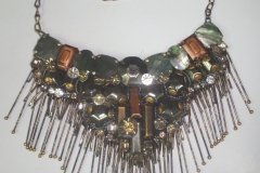 Metal-Stone-chain